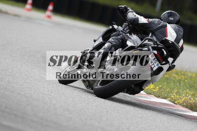 /37 28.07.2025 Dunlop Ride und Test Day ADR/Trackday Erfahren gelb Trackday schnell  rot/76